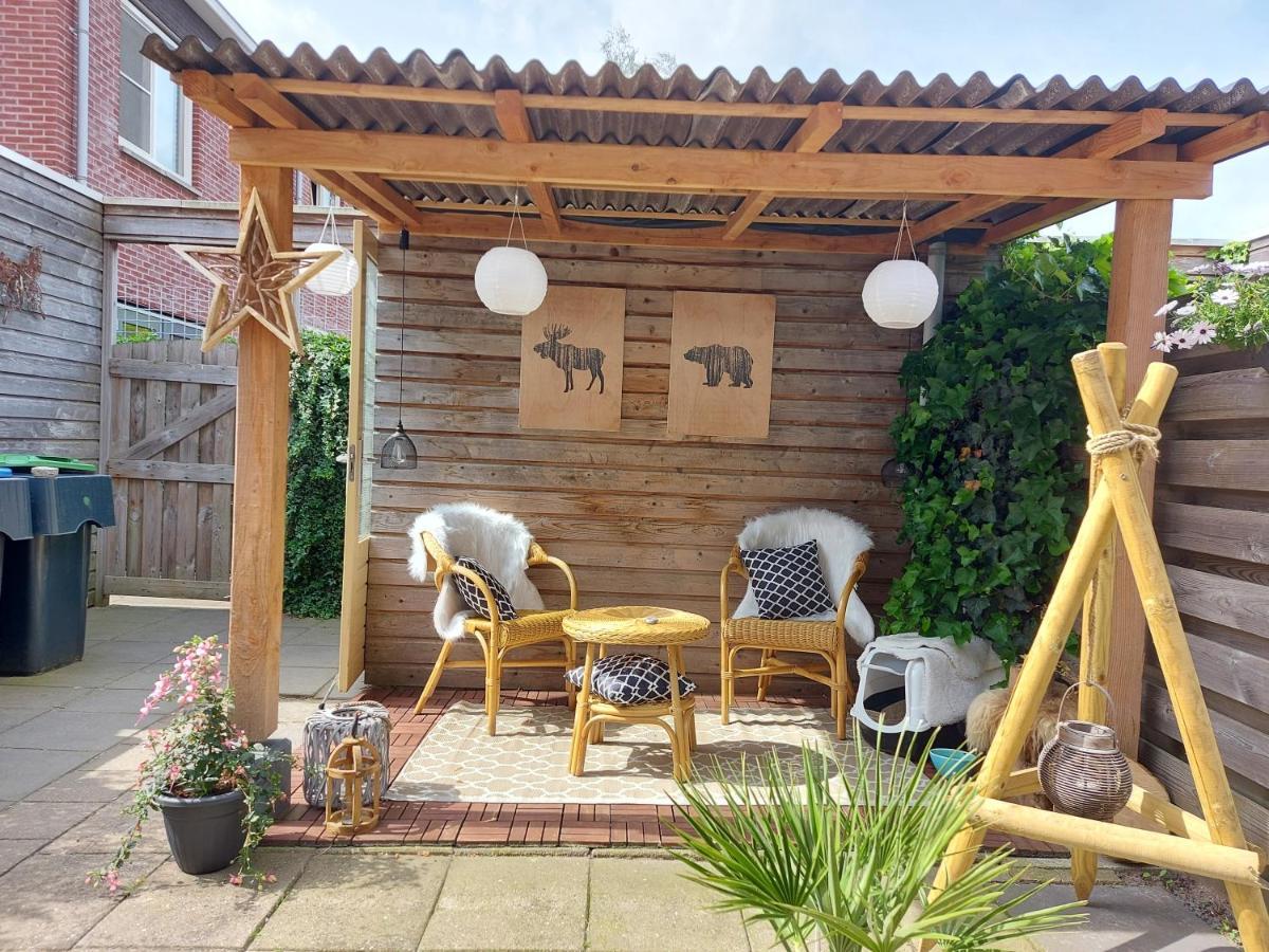 Airbnb 'Logeren Aan Het Plein' In Het Centrum Van メッペル エクステリア 写真
