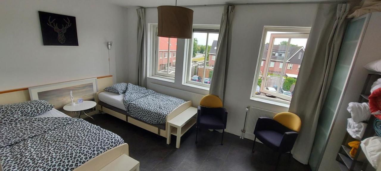 Airbnb 'Logeren Aan Het Plein' In Het Centrum Van メッペル エクステリア 写真