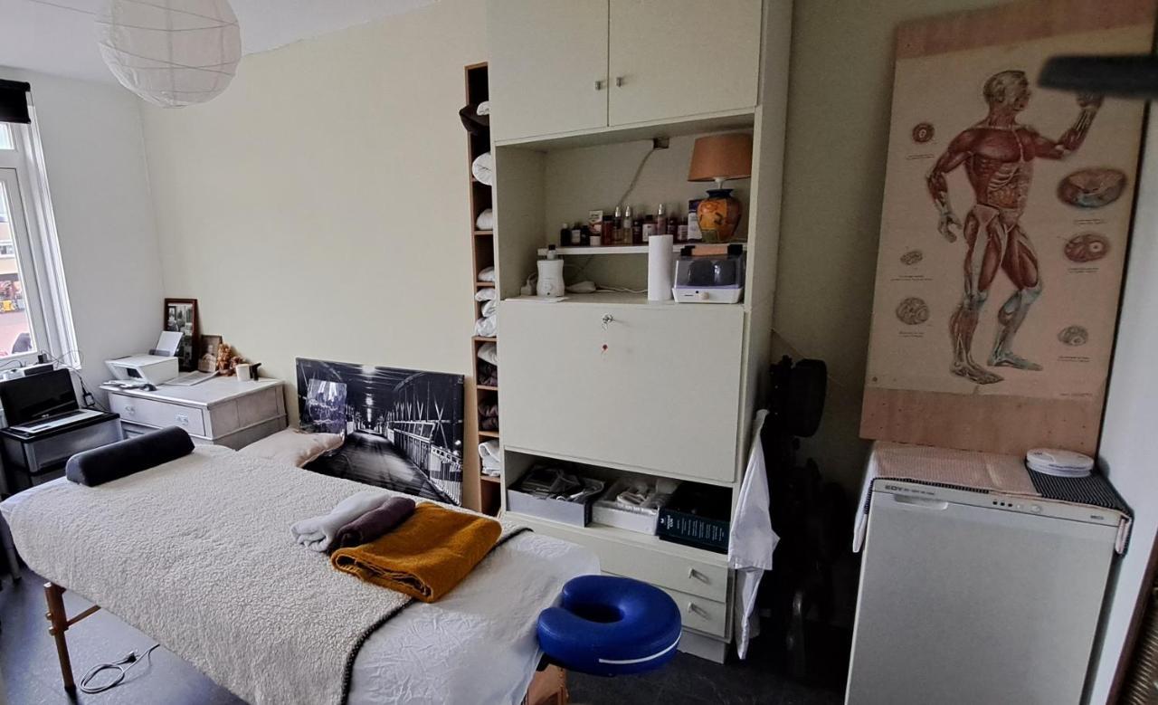 Airbnb 'Logeren Aan Het Plein' In Het Centrum Van メッペル エクステリア 写真