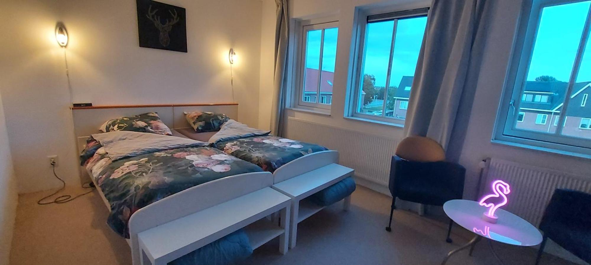 Airbnb 'Logeren Aan Het Plein' In Het Centrum Van メッペル エクステリア 写真